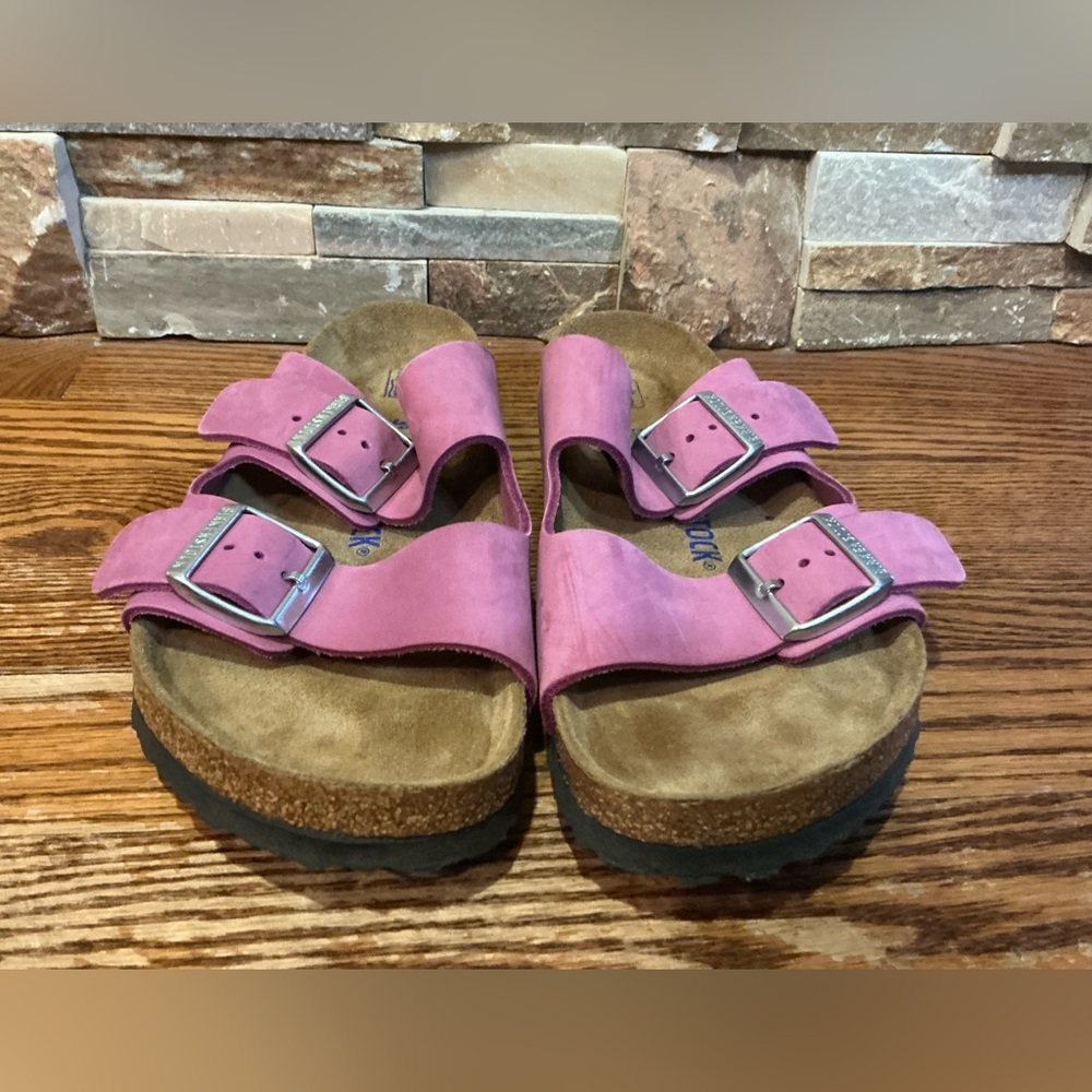 Birkenstock  Women’s Arizona Soft Foodbed Sandal, Purple Orchid